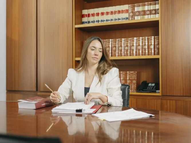 Isabel-Robledo-Blanco-Abogados-Madrid-010